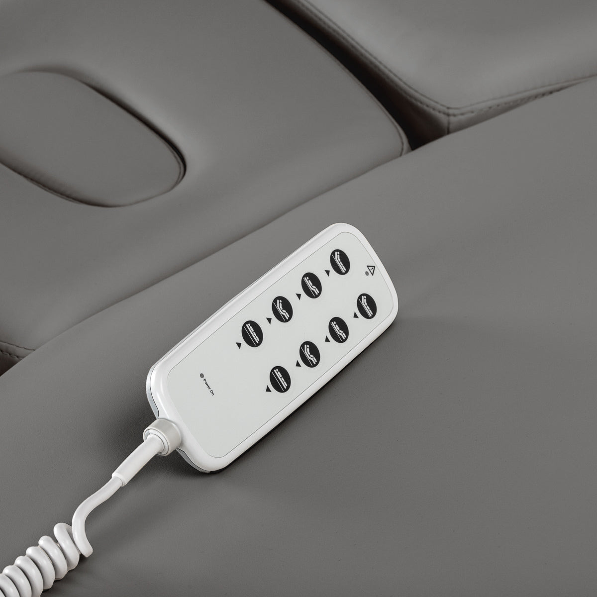 سرير SPA كهربائي Sillon Relax – رمادي، قاعدة بلون أسود · جهاز التحكم