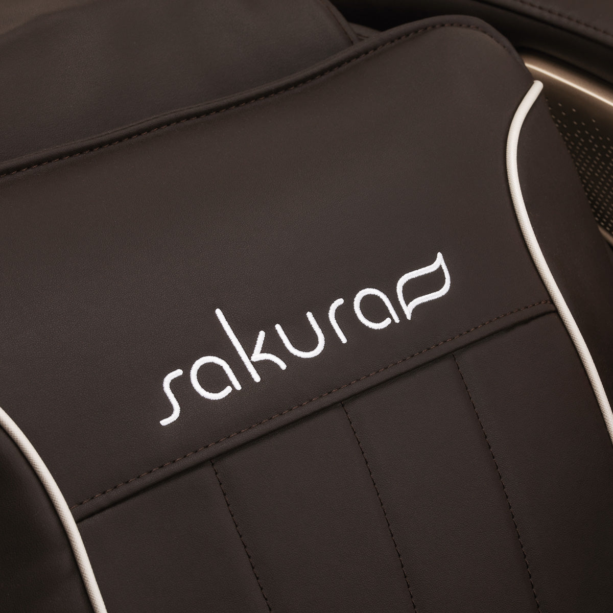 Sakura Comfort Plus 806 massage chair brown - BVShop
