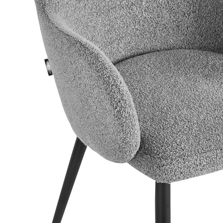 Slim black metal legs on 4RICO Intra reception chair