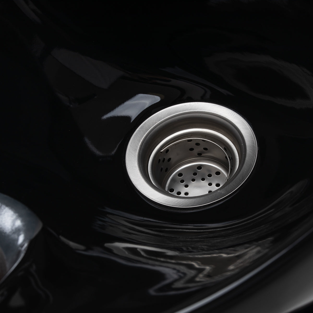 Gabbiano Florence brown wash unit with upholstered armrests