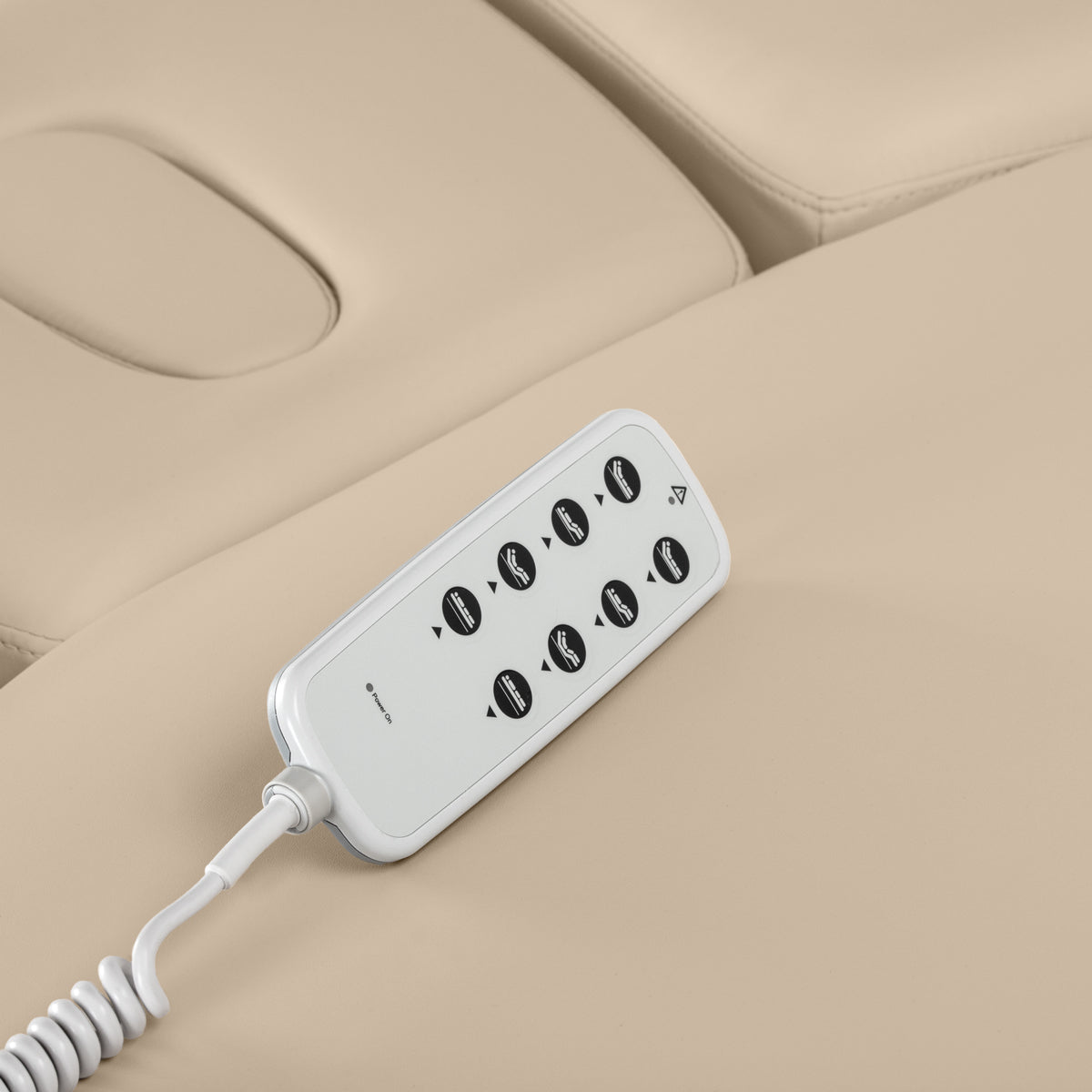 سرير SPA كهربائي Sillon Relax – بيج، قاعدة بلون أسود · جهاز التحكم