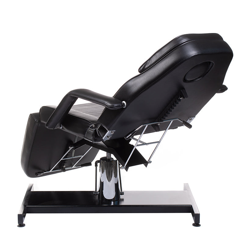 Black cosmetic hydraulic armchair BW-210 by Beauty System, featuring adjustable cushioned seat and sturdy metal base.