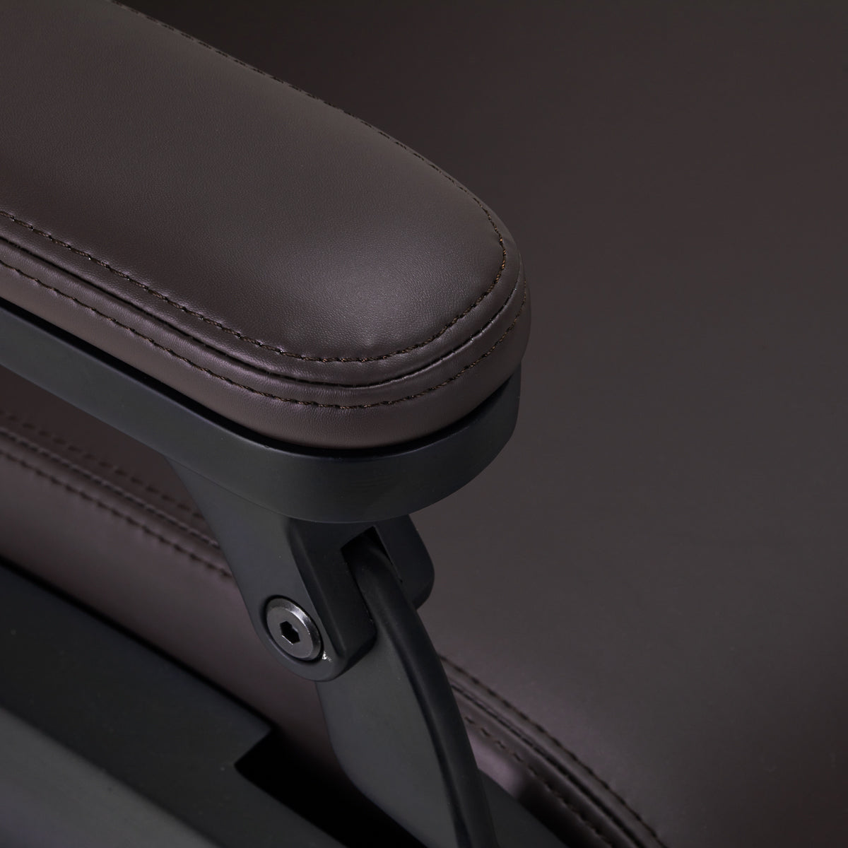 Gabbiano Duke Electric Barber Chair Brown - BVShop