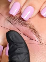 خيوط HD Brows تويست آند تيرن