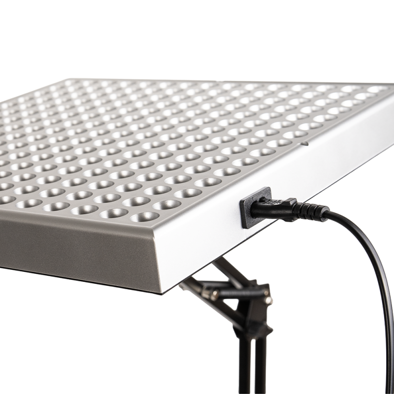 لوحة ضوء الأشعة تحت الحمراء